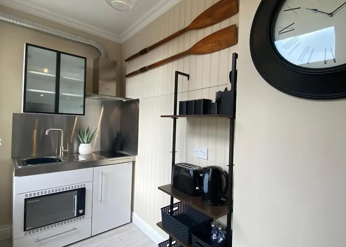 Keepers * Bowness-on-Windermere