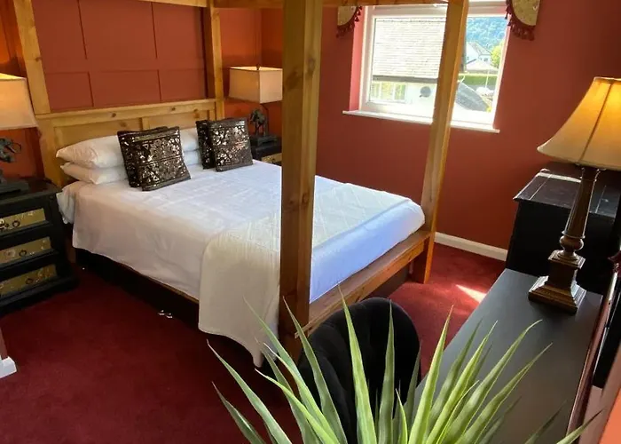 Keepers * Bowness-on-Windermere